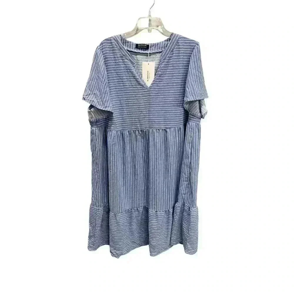 BloomChic Women's Size 18-20 2X Dress White/Blue Stripes Shorts Sleeve NWT